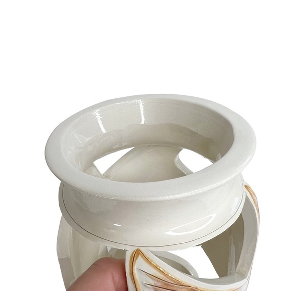 Handmade Artist Signed Ceramic Seashells Beach Cut Out Vase - Picture 6 of 9